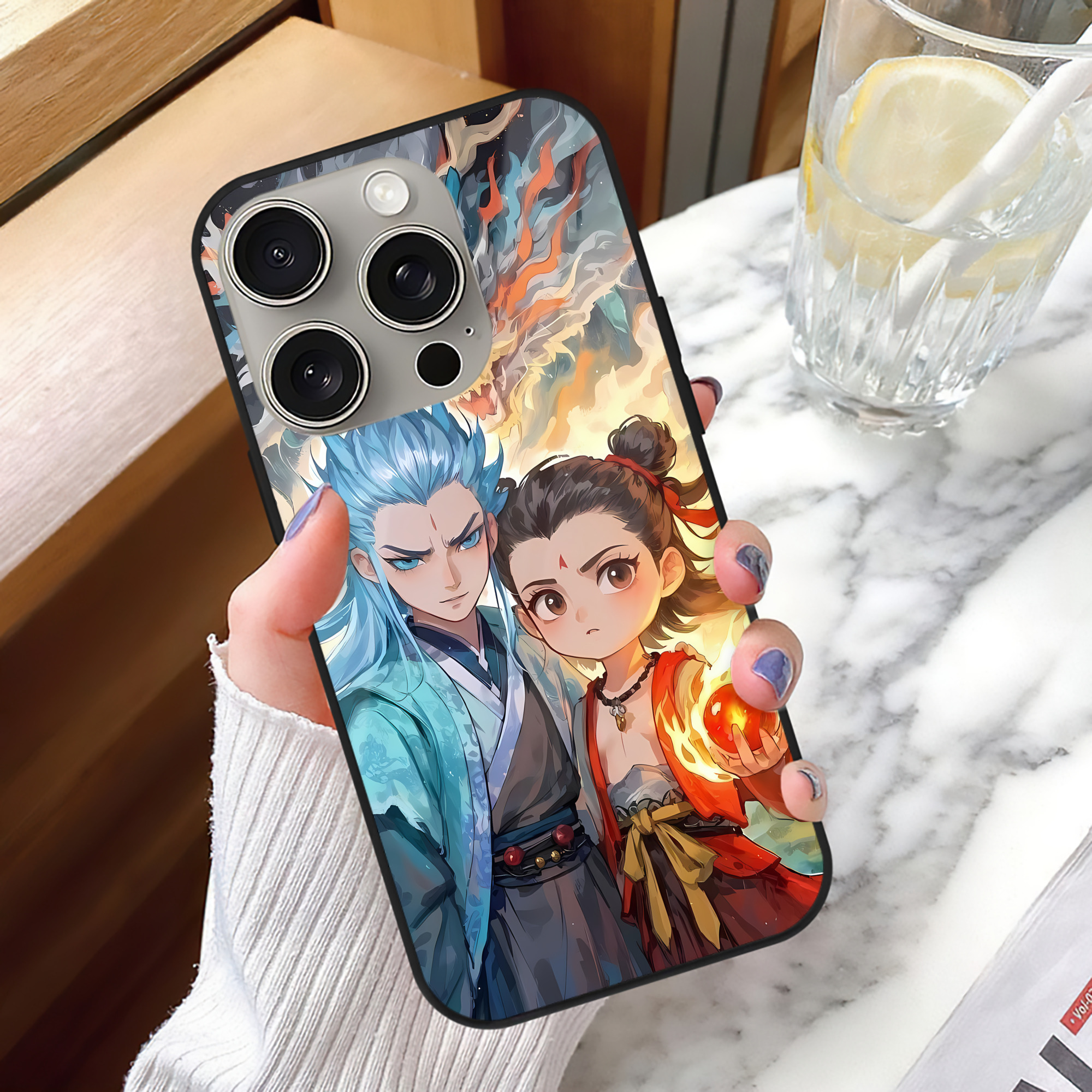 Ne Zha 2 ナタ 魔童の大暴れ 【iPhone15Pro対応】スマホケース 耐衝撃＆黄変防止 背面ガラス