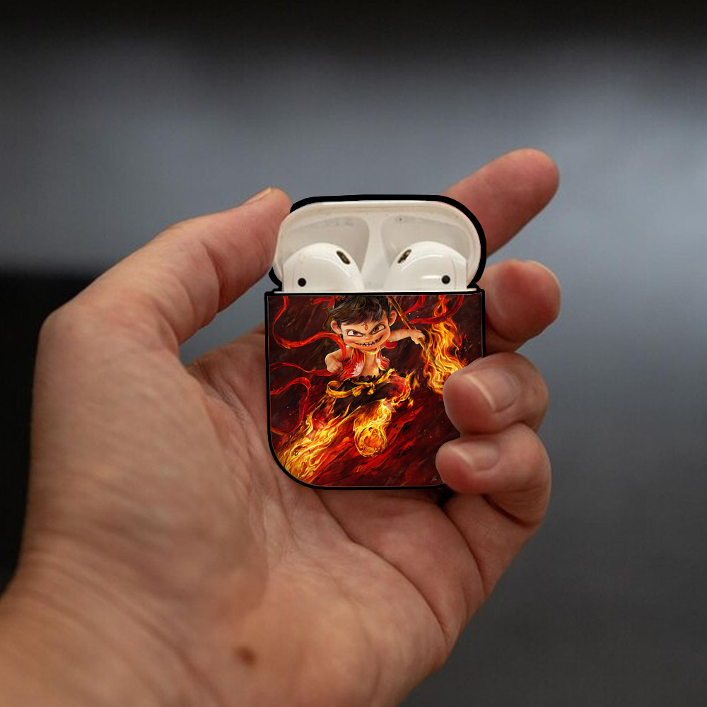 Ne Zha 2 ナタ 魔童の大暴れ AirPods 第2世代保護ケース ハードシェル ブラック 耐衝撃・防指紋・カラビナ付き