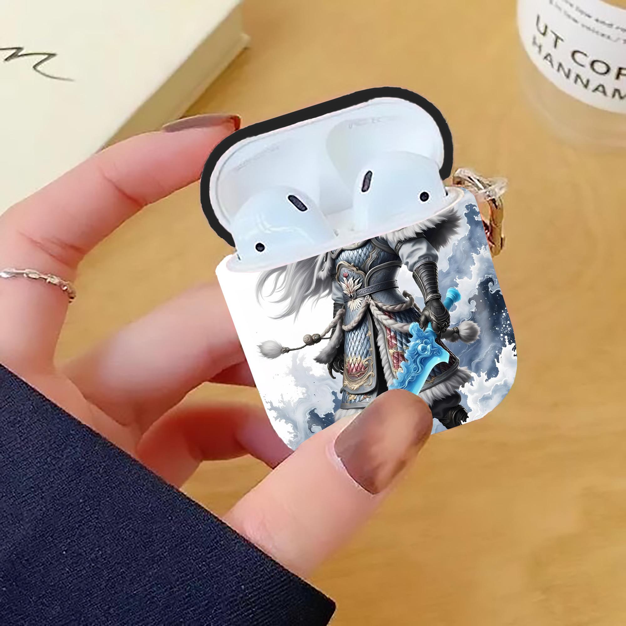 Ne Zha 2 ナタ 魔童の大暴れ AirPods 第2世代保護ケース ハードシェル ブラック 耐衝撃・防指紋・カラビナ付き