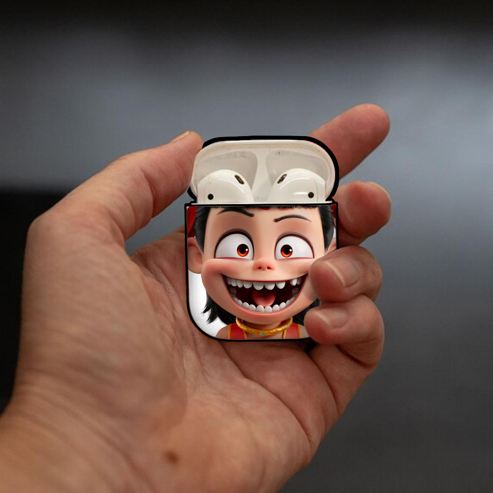 Ne Zha 2 ナタ 魔童の大暴れ AirPods 第2世代保護ケース ハードシェル ブラック 耐衝撃・防指紋・カラビナ付き