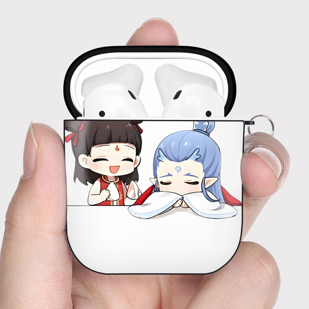 （画像用） Ne Zha 2 ナタ 魔童の大暴れ AirPods 第2世代保護ケース ハードシェル ブラック 耐衝撃・防指紋・カラビナ付き
