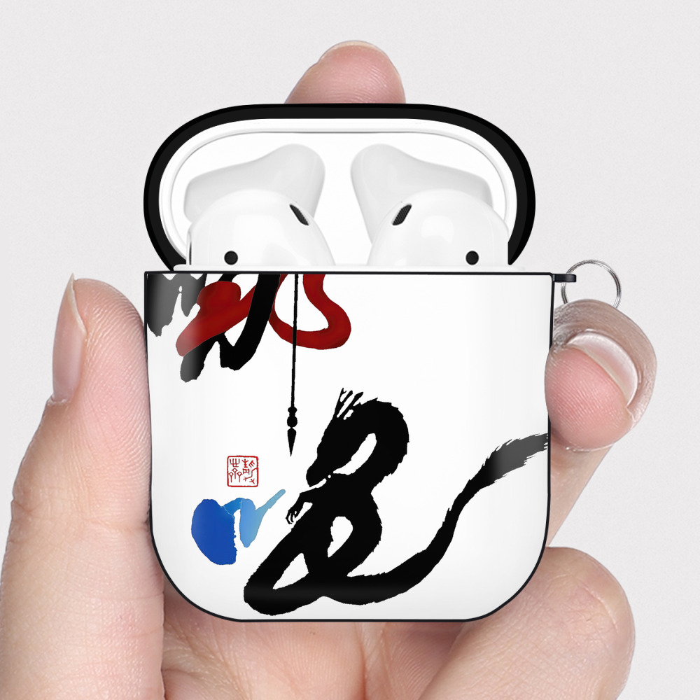 （画像用） Ne Zha 2 ナタ 魔童の大暴れ AirPods 第2世代保護ケース ハードシェル ブラック 耐衝撃・防指紋・カラビナ付き