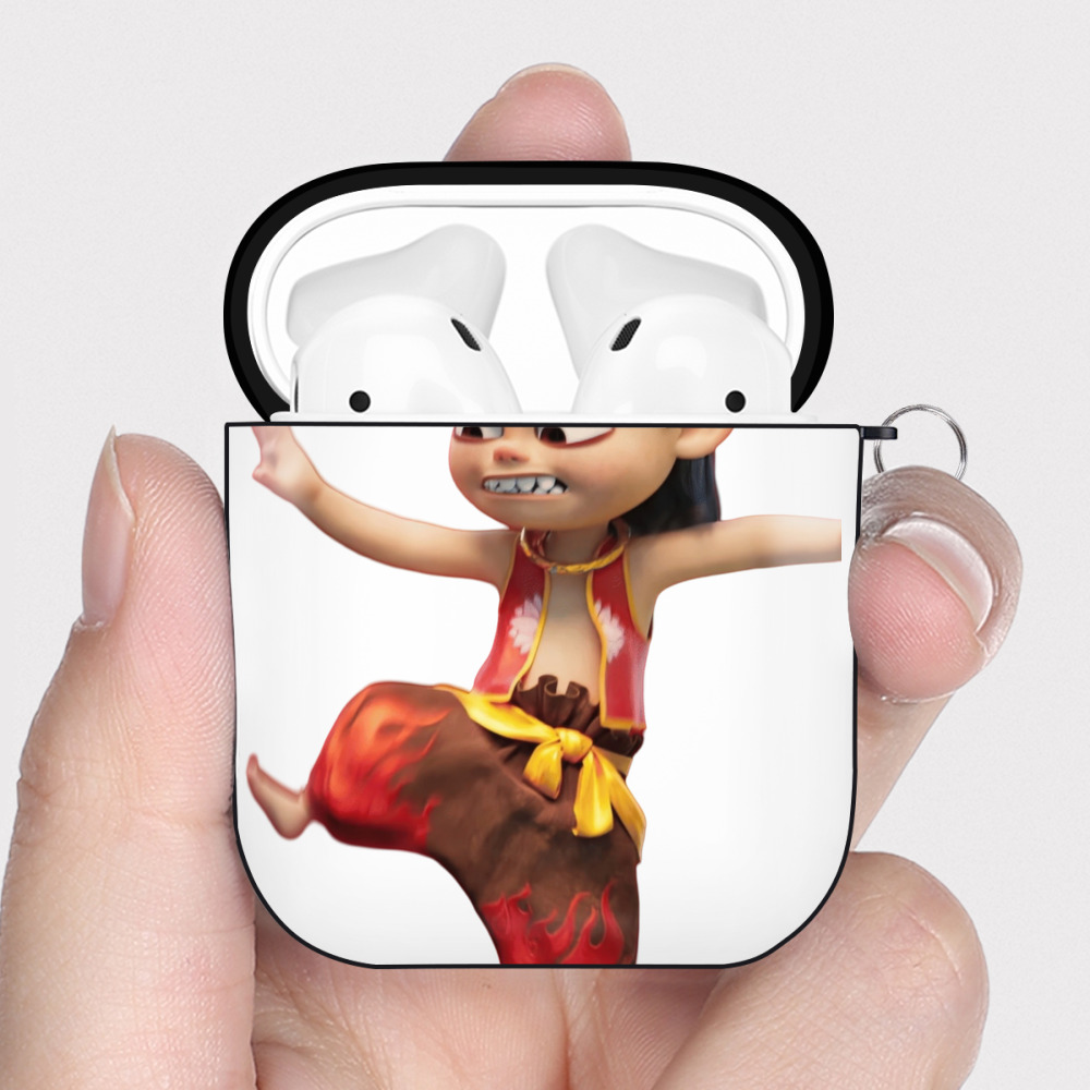 （画像用） Ne Zha 2 ナタ 魔童の大暴れ AirPods 第2世代保護ケース ハードシェル ブラック 耐衝撃・防指紋・カラビナ付き