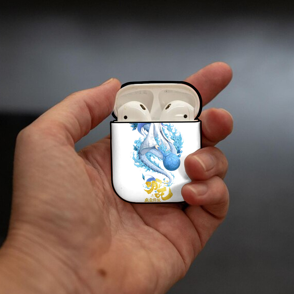 Ne Zha 2 ナタ 魔童の大暴れ AirPods 第2世代保護ケース ハードシェル ブラック 耐衝撃・防指紋・カラビナ付き