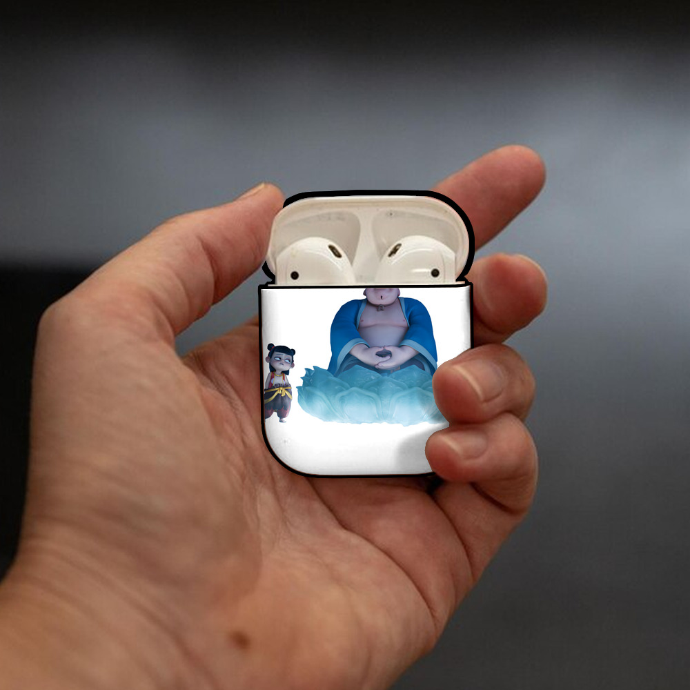 Ne Zha 2 ナタ 魔童の大暴れ AirPods 第2世代保護ケース ハードシェル ブラック 耐衝撃・防指紋・カラビナ付き