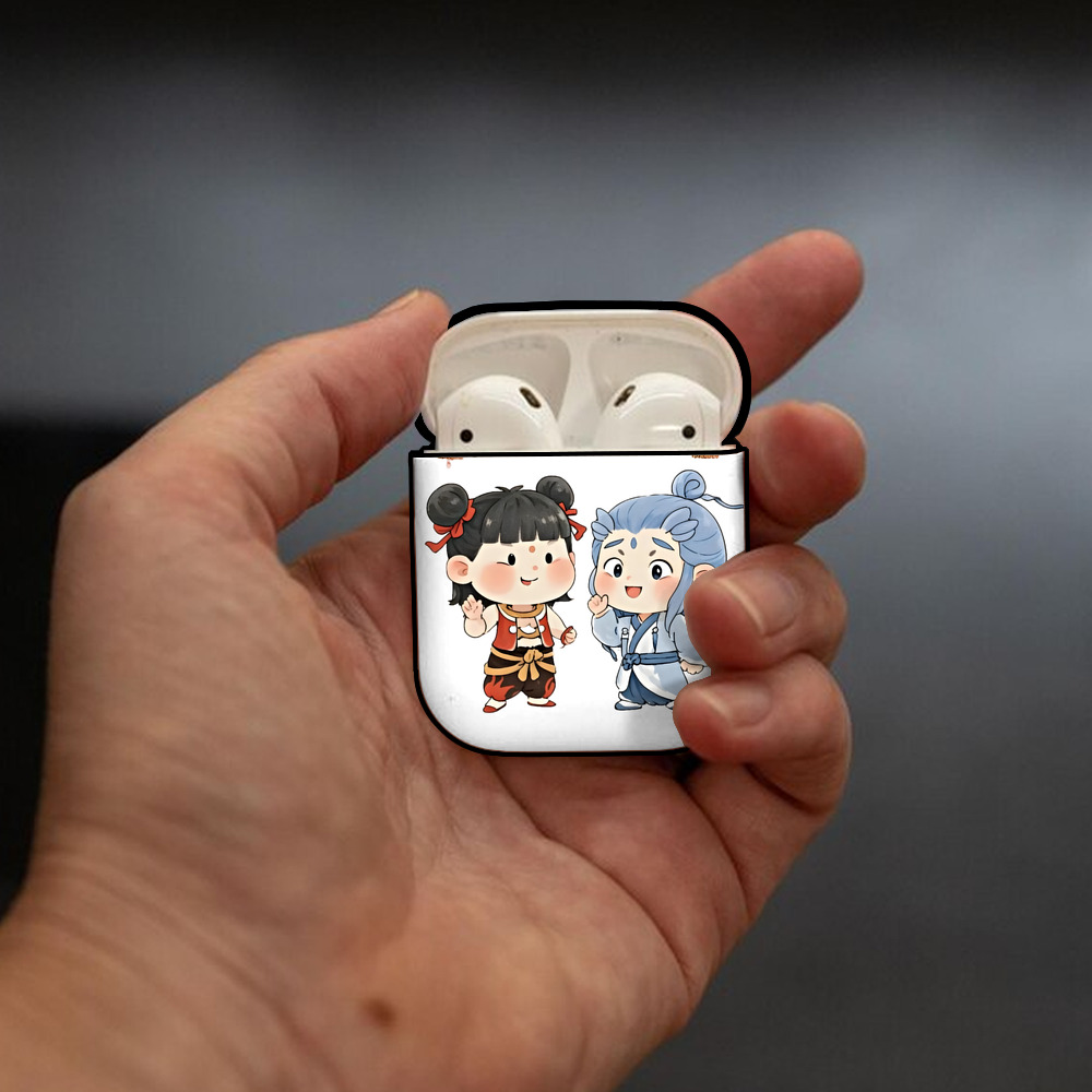 Ne Zha 2 ナタ 魔童の大暴れ AirPods 第2世代保護ケース ハードシェル ブラック 耐衝撃・防指紋・カラビナ付き