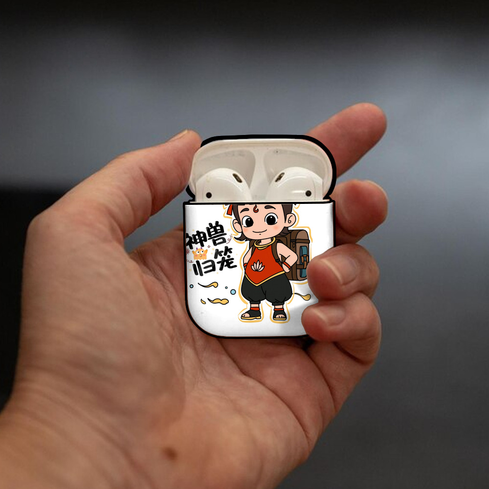 Ne Zha 2 ナタ 魔童の大暴れ AirPods 第2世代保護ケース ハードシェル ブラック 耐衝撃・防指紋・カラビナ付き