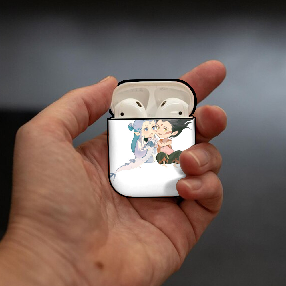 Ne Zha 2 ナタ 魔童の大暴れ AirPods 第2世代保護ケース ハードシェル ブラック 耐衝撃・防指紋・カラビナ付き