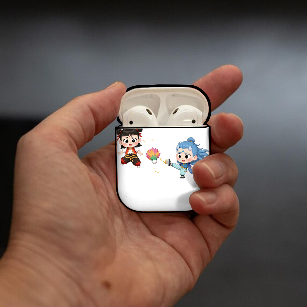 Ne Zha 2 ナタ 魔童の大暴れ AirPods 第2世代保護ケース ハードシェル ブラック 耐衝撃・防指紋・カラビナ付き