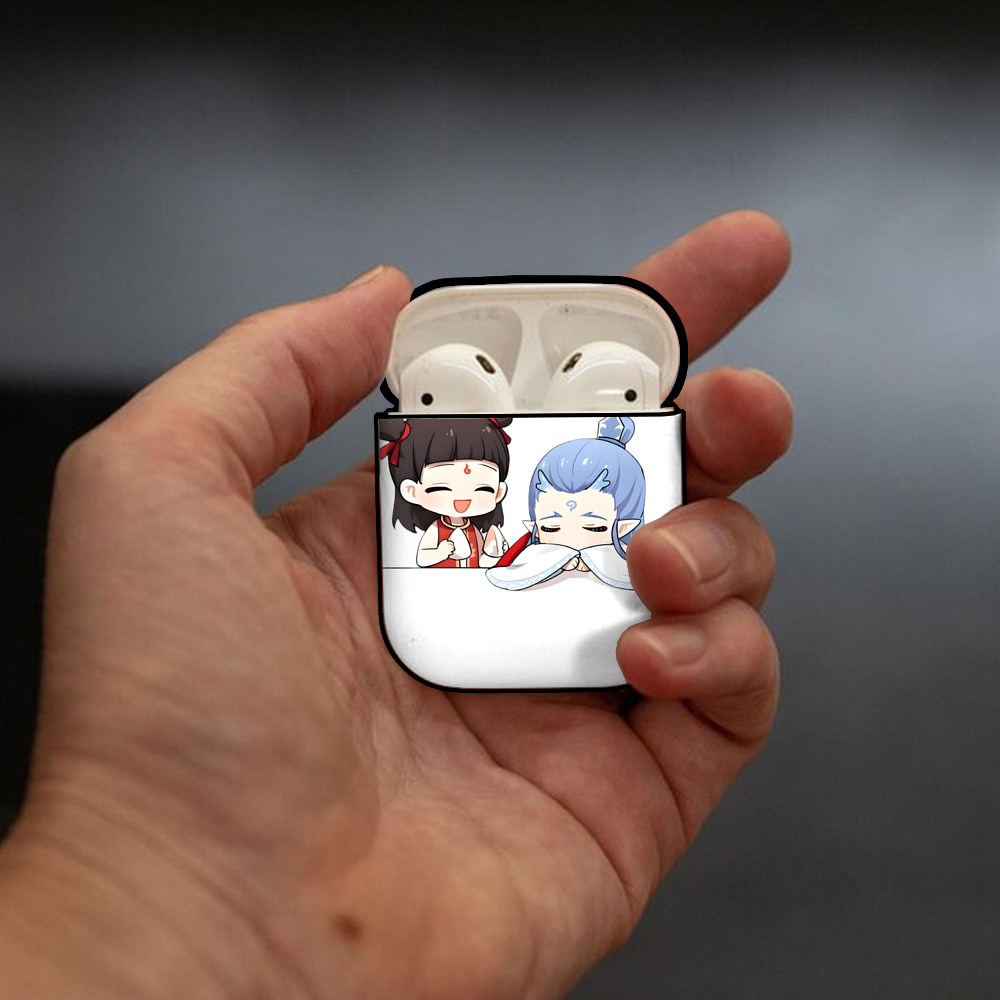 Ne Zha 2 ナタ 魔童の大暴れ AirPods 第2世代保護ケース ハードシェル ブラック 耐衝撃・防指紋・カラビナ付き