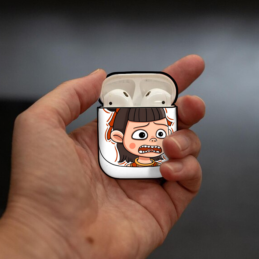 Ne Zha 2 ナタ 魔童の大暴れ AirPods 第2世代保護ケース ハードシェル ブラック 耐衝撃・防指紋・カラビナ付き
