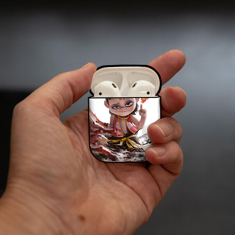 Ne Zha 2 ナタ 魔童の大暴れ AirPods 第2世代保護ケース ハードシェル ブラック 耐衝撃・防指紋・カラビナ付き