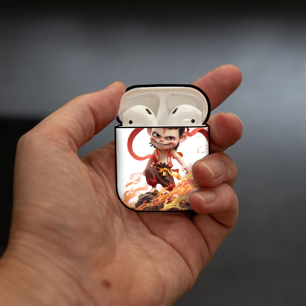 Ne Zha 2 ナタ 魔童の大暴れ AirPods 第2世代保護ケース ハードシェル ブラック 耐衝撃・防指紋・カラビナ付き