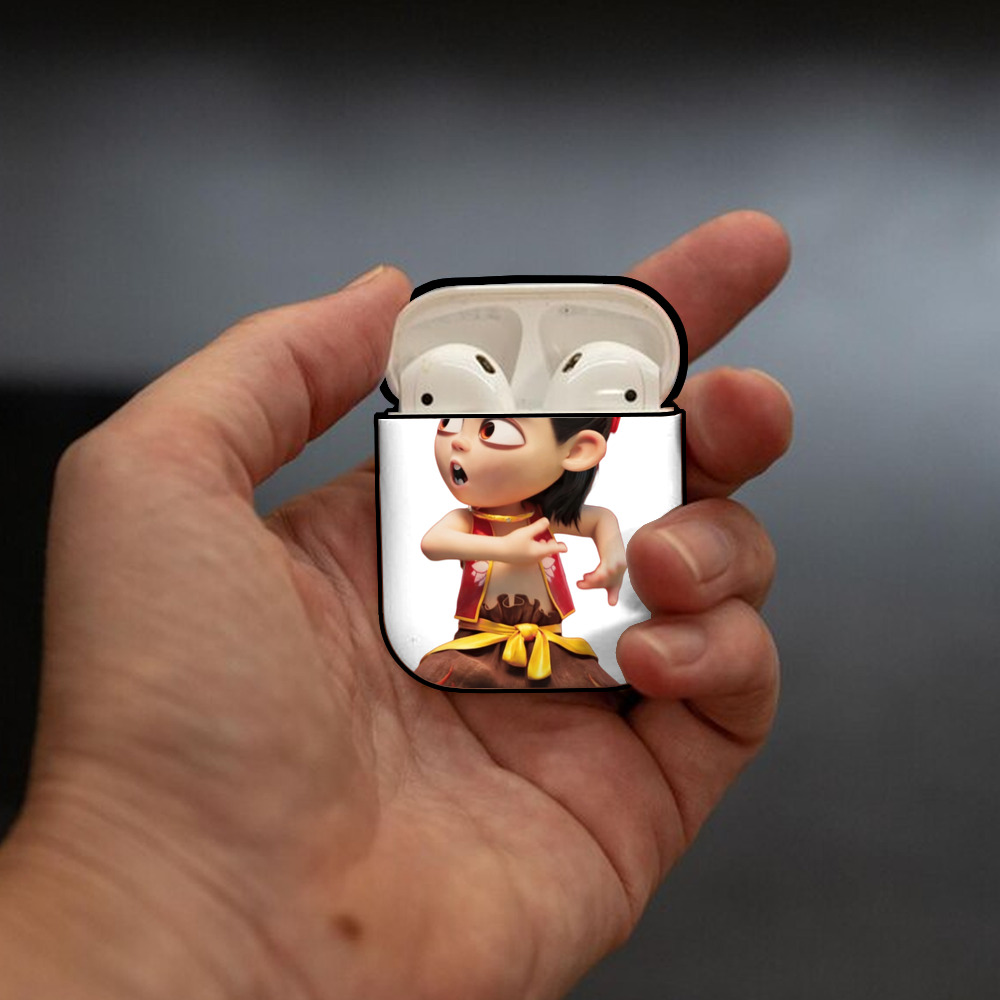 Ne Zha 2 ナタ 魔童の大暴れ AirPods 第2世代保護ケース ハードシェル ブラック 耐衝撃・防指紋・カラビナ付き