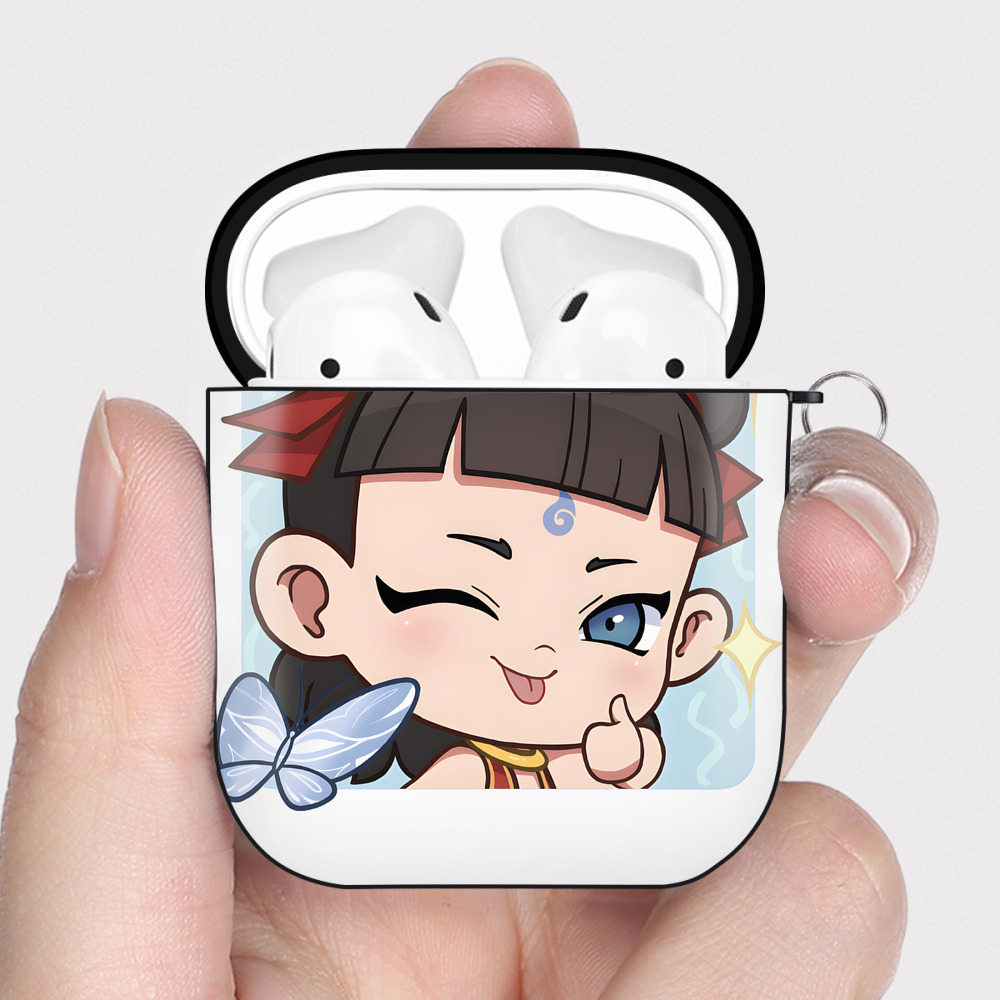 （画像用） Ne Zha 2 ナタ 魔童の大暴れ AirPods 第2世代保護ケース ハードシェル ブラック 耐衝撃・防指紋・カラビナ付き
