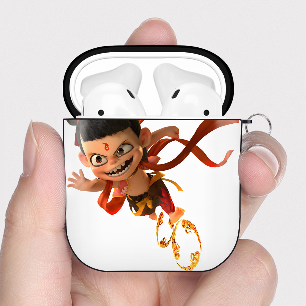 （画像用） Ne Zha 2 ナタ 魔童の大暴れ AirPods 第2世代保護ケース ハードシェル ブラック 耐衝撃・防指紋・カラビナ付き