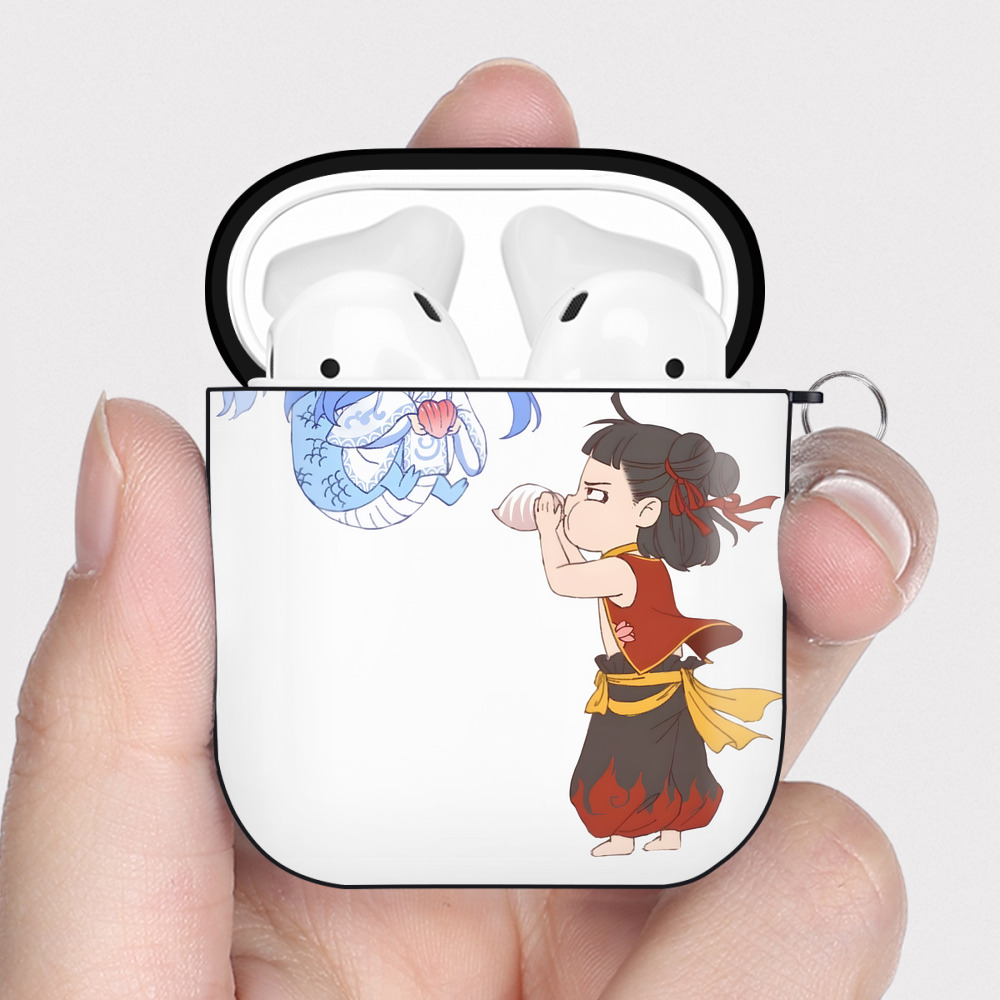 （画像用） Ne Zha 2 ナタ 魔童の大暴れ AirPods 第2世代保護ケース ハードシェル ブラック 耐衝撃・防指紋・カラビナ付き