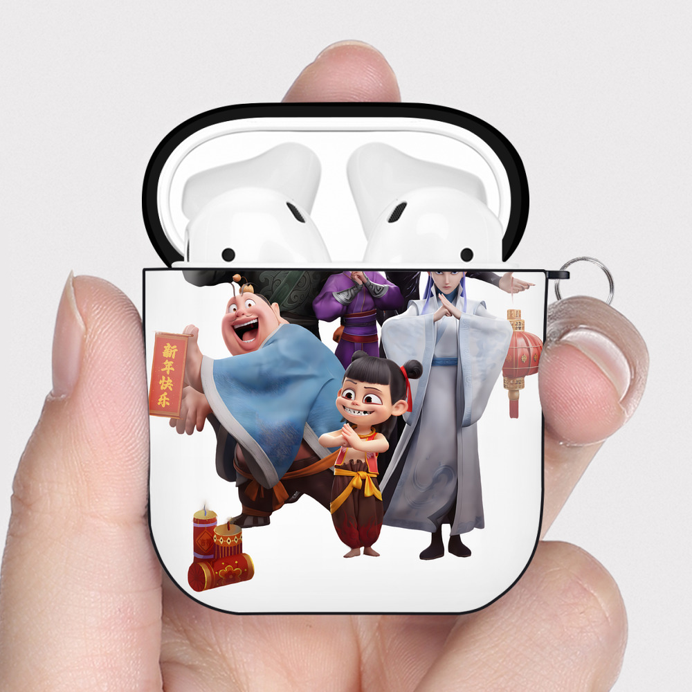 （画像用） Ne Zha 2 ナタ 魔童の大暴れ AirPods 第2世代保護ケース ハードシェル ブラック 耐衝撃・防指紋・カラビナ付き