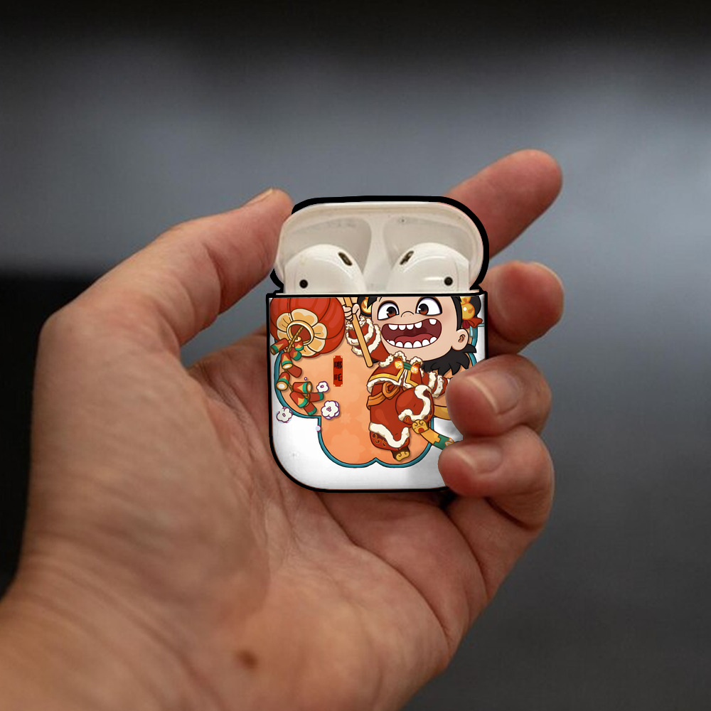 Ne Zha 2 ナタ 魔童の大暴れ AirPods 第2世代保護ケース ハードシェル ブラック 耐衝撃・防指紋・カラビナ付き