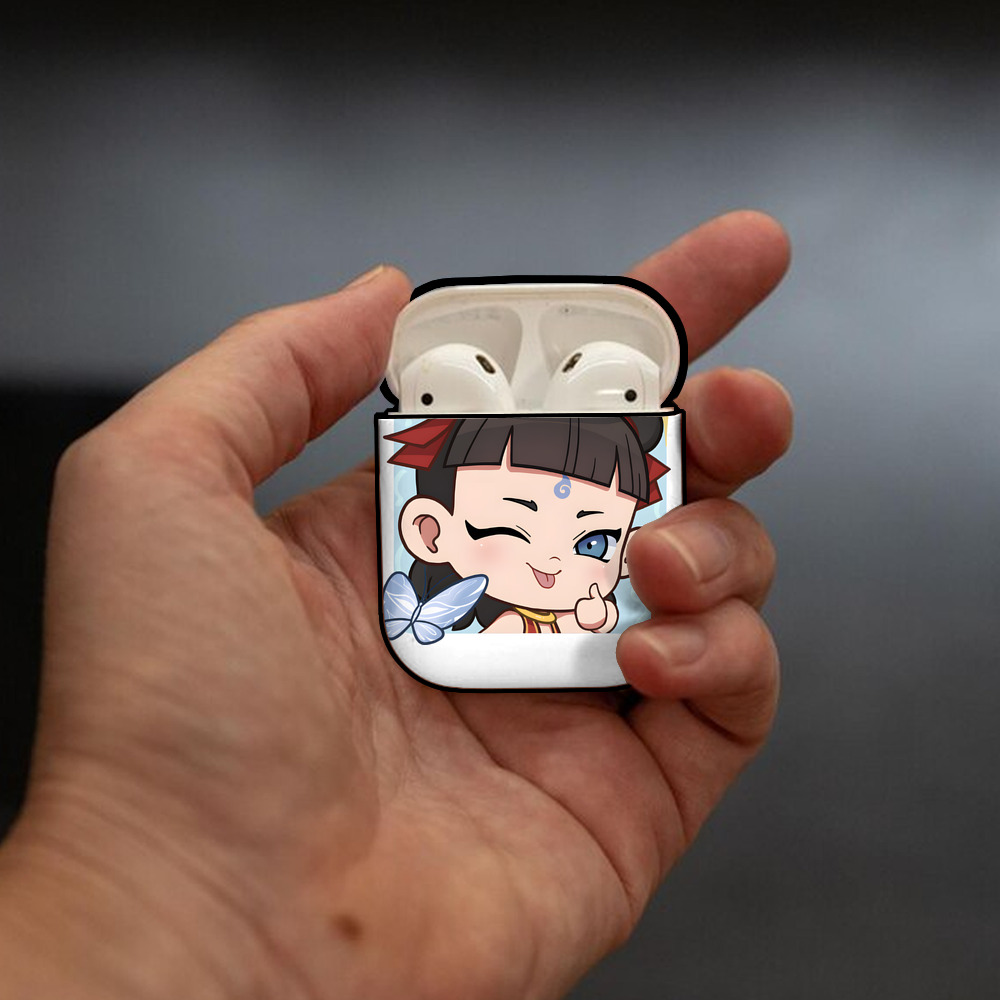 Ne Zha 2 ナタ 魔童の大暴れ AirPods 第2世代保護ケース ハードシェル ブラック 耐衝撃・防指紋・カラビナ付き