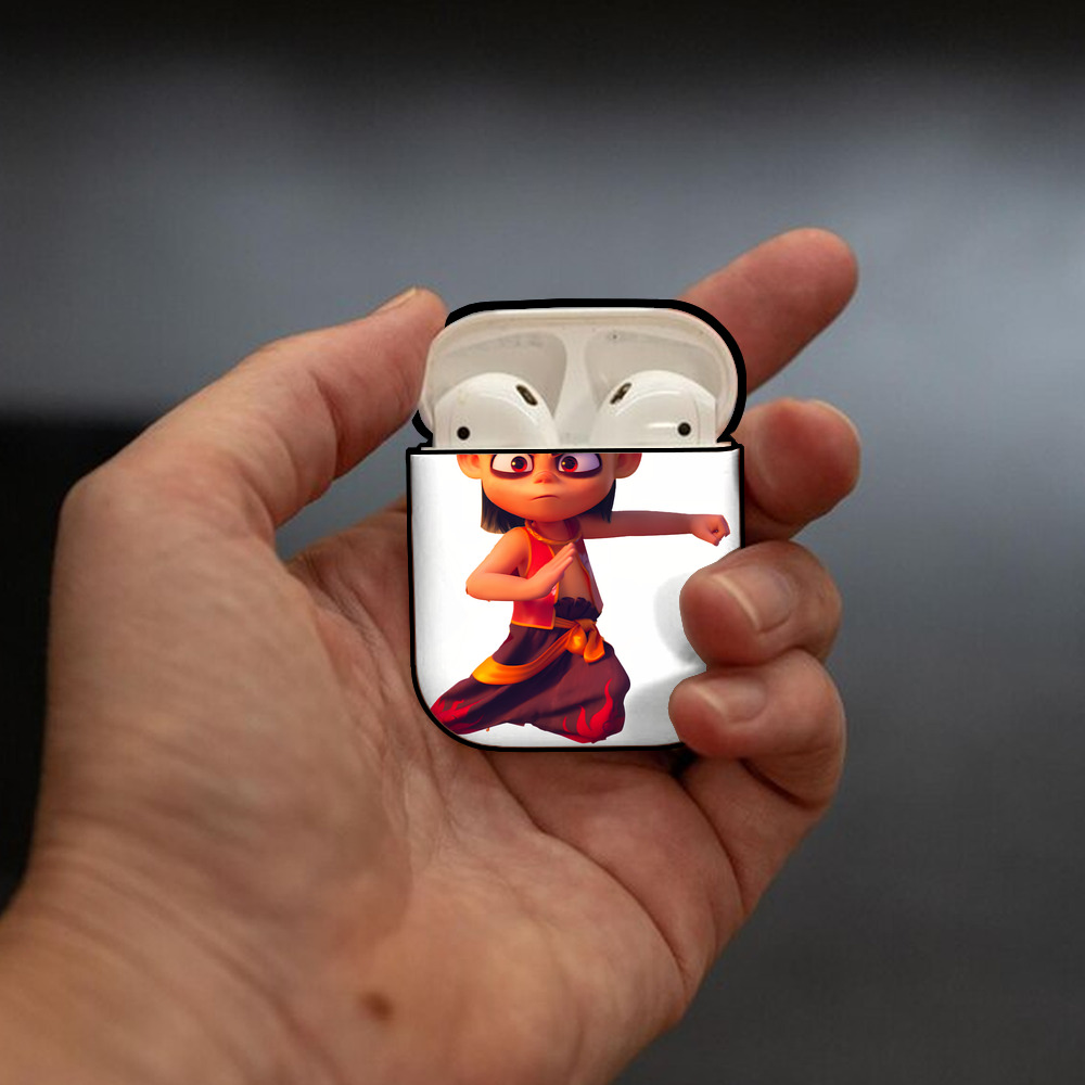 Ne Zha 2 ナタ 魔童の大暴れ AirPods 第2世代保護ケース ハードシェル ブラック 耐衝撃・防指紋・カラビナ付き
