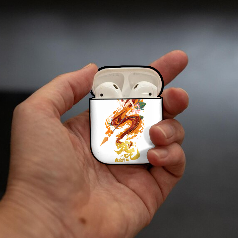 Ne Zha 2 ナタ 魔童の大暴れ AirPods 第2世代保護ケース ハードシェル ブラック 耐衝撃・防指紋・カラビナ付き